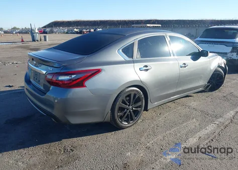 2017 Nissan Altima 2.5 Sr из США, поврежденный, VIN 1N4AL3AP7HC498108